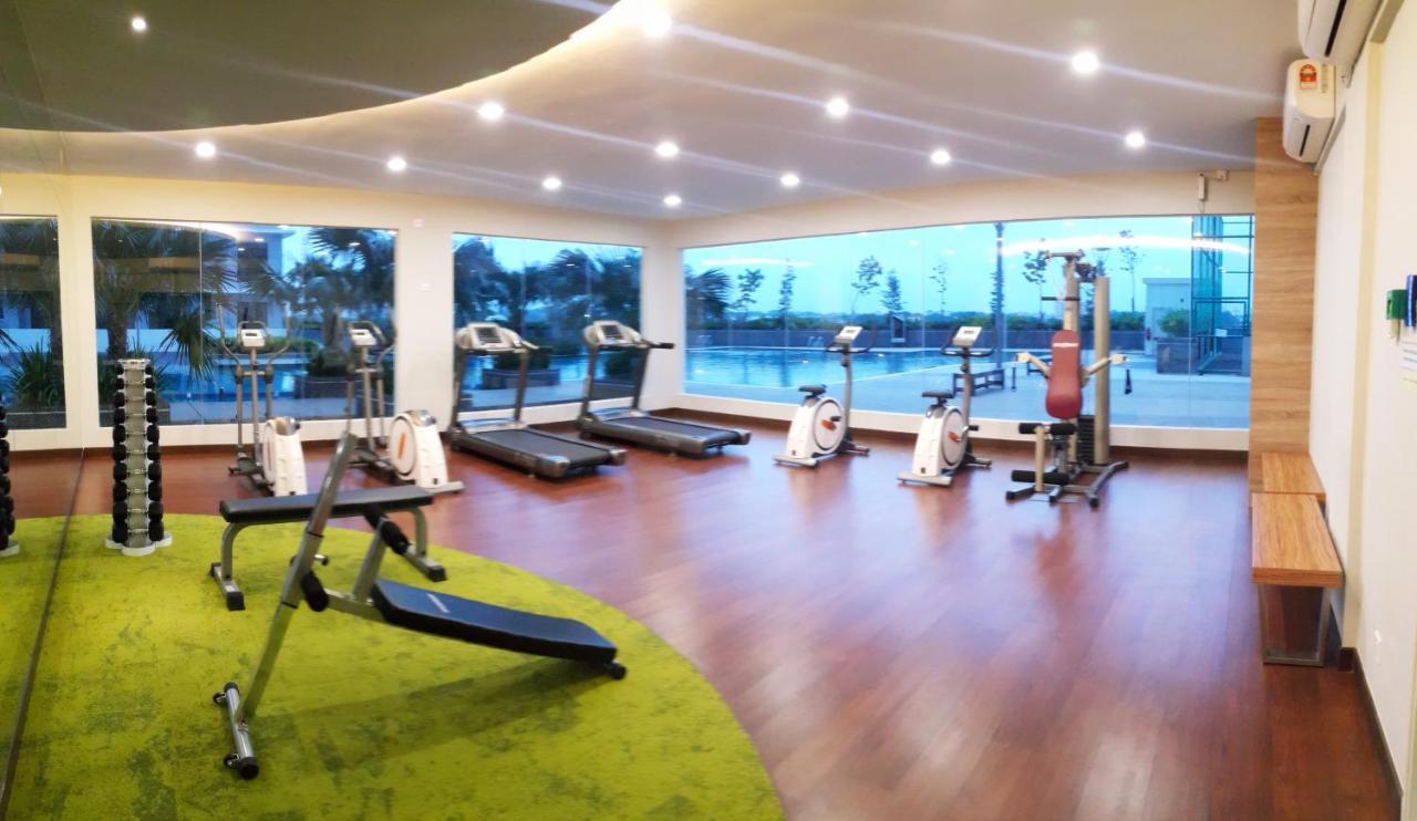 Apartemen 5min Paradigm Mall 15min Sutera Mall Ciq 10pax Johor Bahru